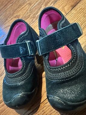 PLAE - Emme Black Mary Jane with Velcro Strap - Toddler Size 8